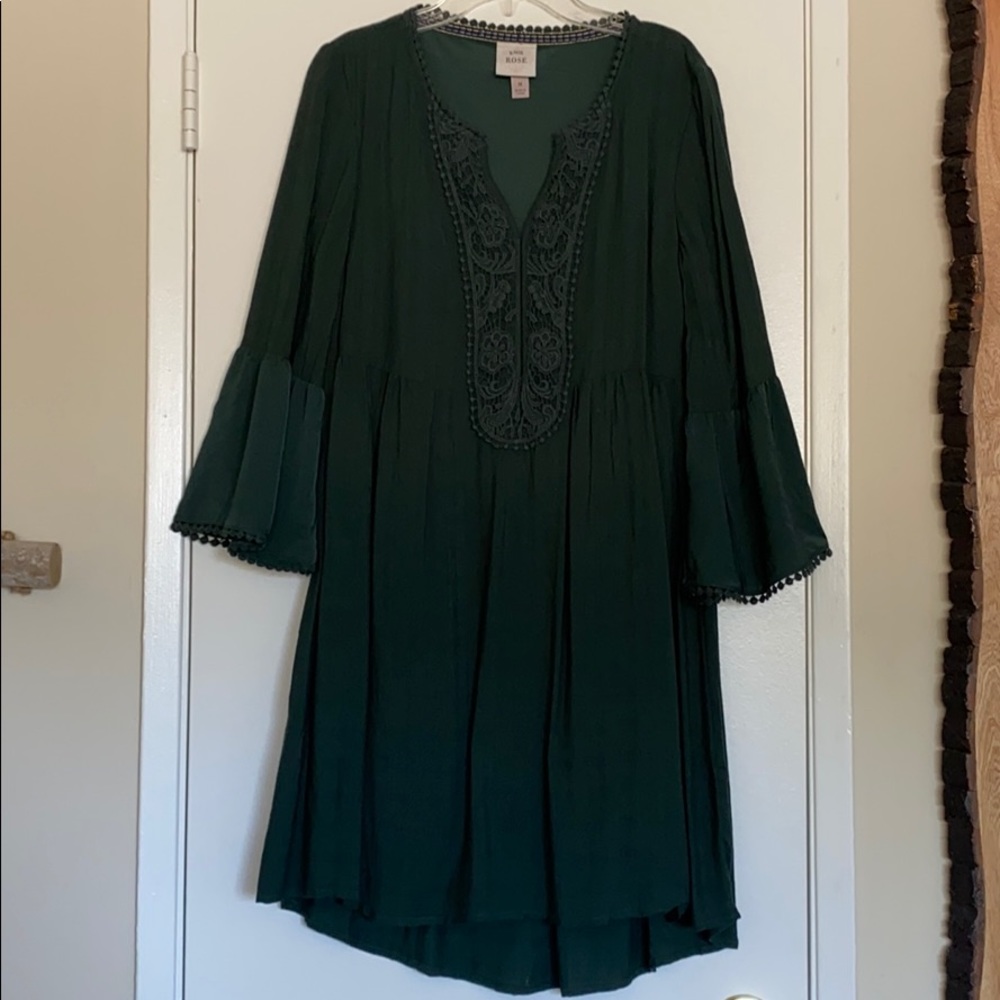 Knox Rose Flowy Emerald Green Dress
